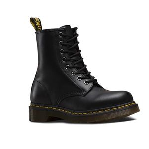Dr. Martens 8 eye womens boot US 5 Black Leather
